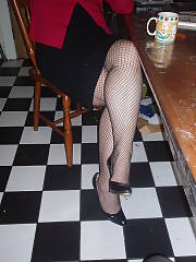 mom flashing cunt fishnets