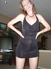 mature wife four fingering