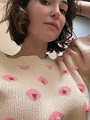 pregnant busty mom