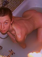 Bath tub slut - slutty english mommy exposing what she thinks are her essential assets. you ask me she has nothing really to offer anymore