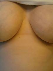 chubby housewife