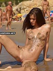 nudist legs caught