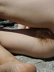 Hairy snatch girlfriend, i thought it was nice at first but it made me brush my teeth too much