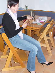 mom flashing snatch phone