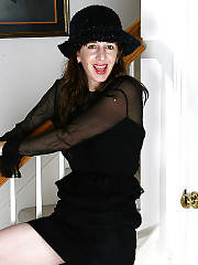 darkhaired milf exposing slim