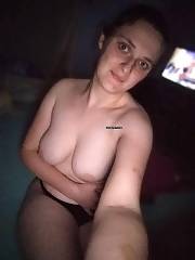 Sexual MILF from Slovakia nude selfies