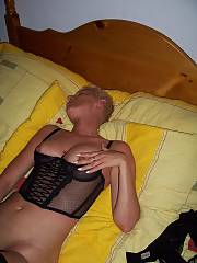 Mature toy whore - my ex wifey jamming her used clam with one of her many toys.  after a while she didnt even want the cock.  only reached for her toys