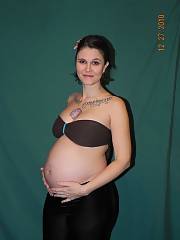 breasts pregnant