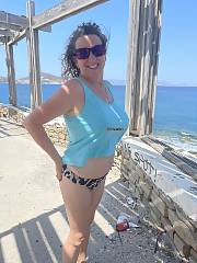 Naughty UK Mature Milf On Nudist Holiday In Greece