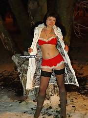 Desperate russian wifey walking naked in winter, showing her hot body at home and satisfying huge sexual desires of her sloppy pussy - amateur sex pictures