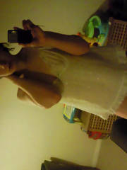 darkhaired stroking snatch clit