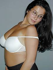 boobed brunette milf massive