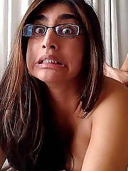 indian curvy brunette teen