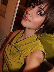 selfie fingering flashing teen
