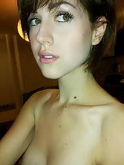 selfie fingering flashing teen