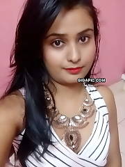 Imdin girlfriend soniya Gupta nude pictures