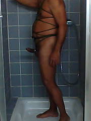 Exhibe six Amateur Flashing