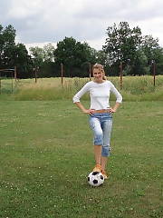 18 teen blonde