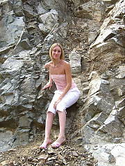 skinny teenager blondie penetrate