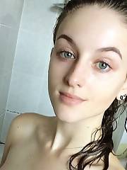 two teen selfie pussy