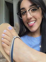 latin foot goddess blowjob