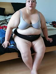 bbw changing huge breasts