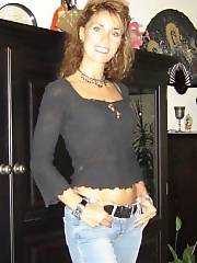 housewife tits small boobs