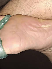feet prick