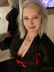 curvy big hooters goth