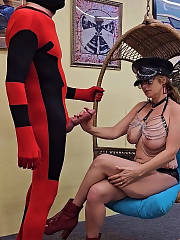 heels mistress sucking slave