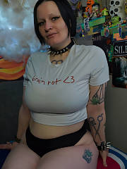 big goth ass