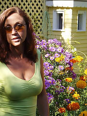milf fucks