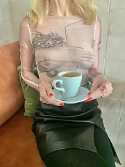 public melons flashing
