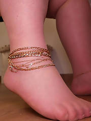 bbw feet