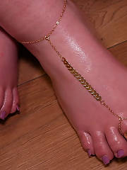 bbw feet
