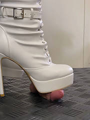 pecker boots