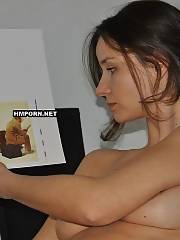 wife watch showing big