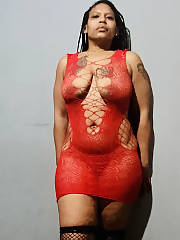 curvy ebony mini dress