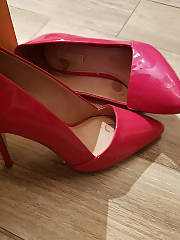 feet wife